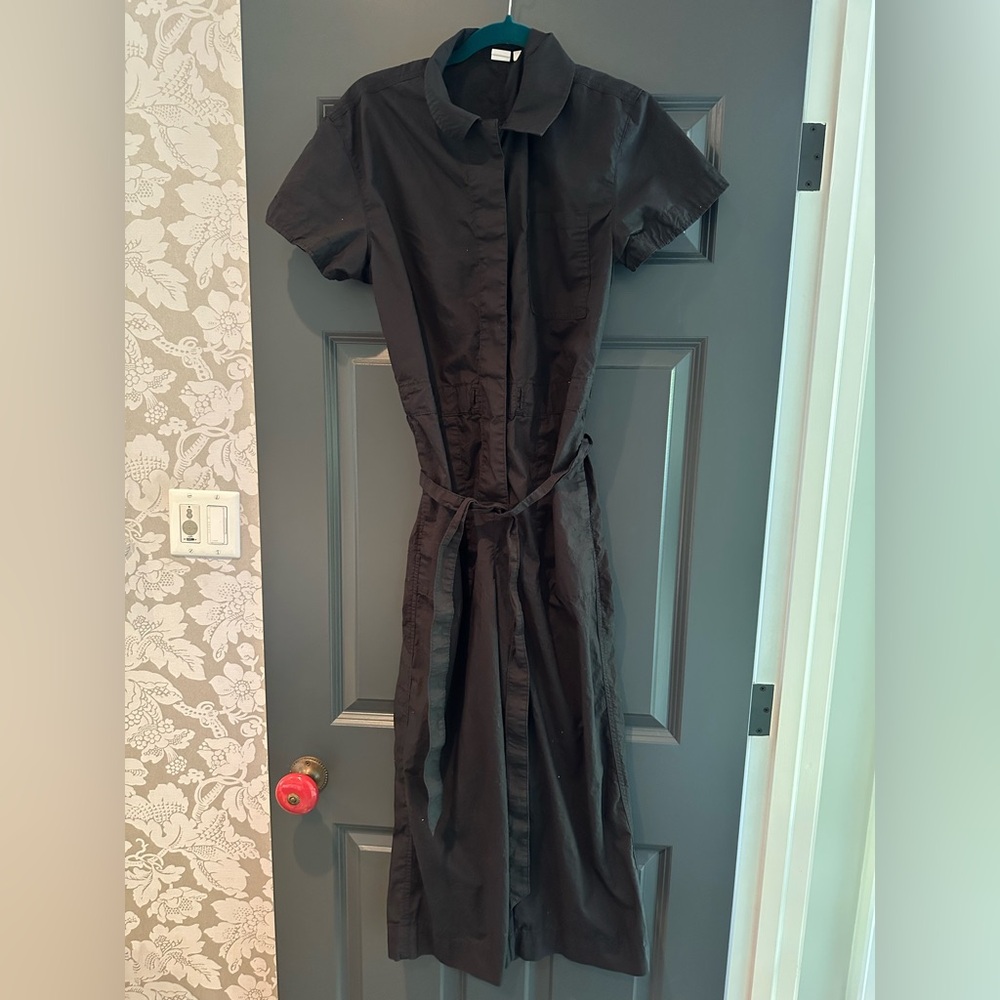 GAP sz 6 Black Jumpsuit